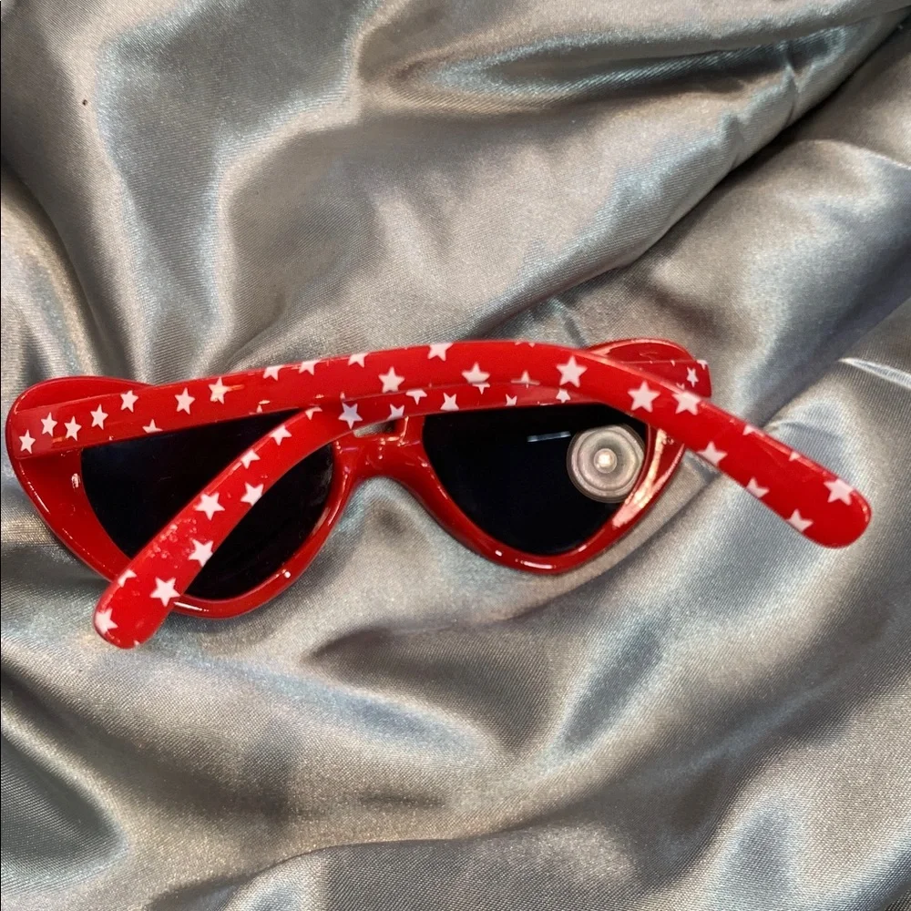 🌹VINTAGE INFANT Rising Star • Red Sunglasses With Stars